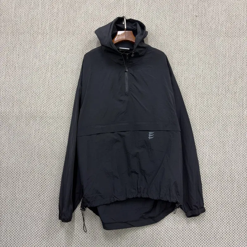 어반디타입 웜업 반집업 바람막이 XL H06645
