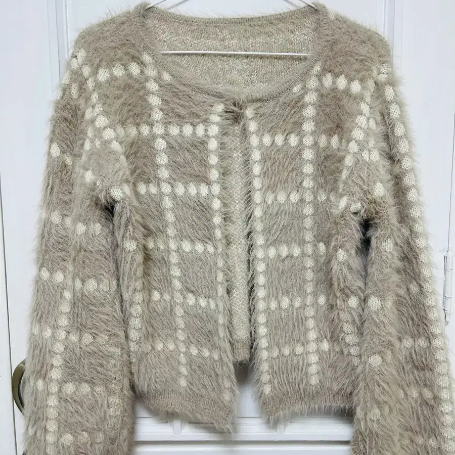 체크 퍼 가디건