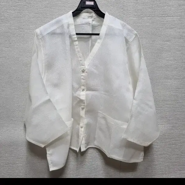 y044 인견 블라우스