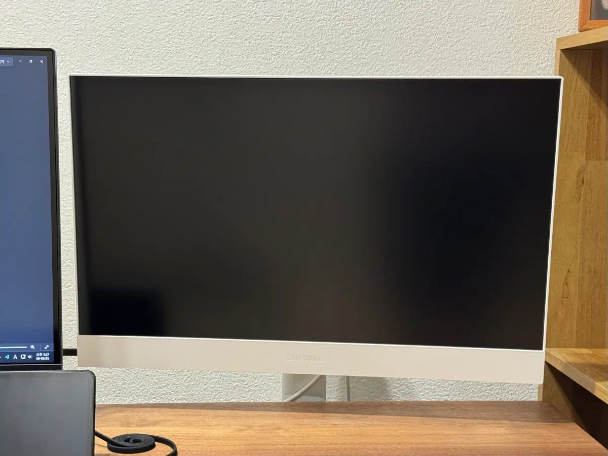 [풀업그레이드 / 전용 모니터암 브라켓 포함] 삼성 i7 올인원 PC 판매합니다.