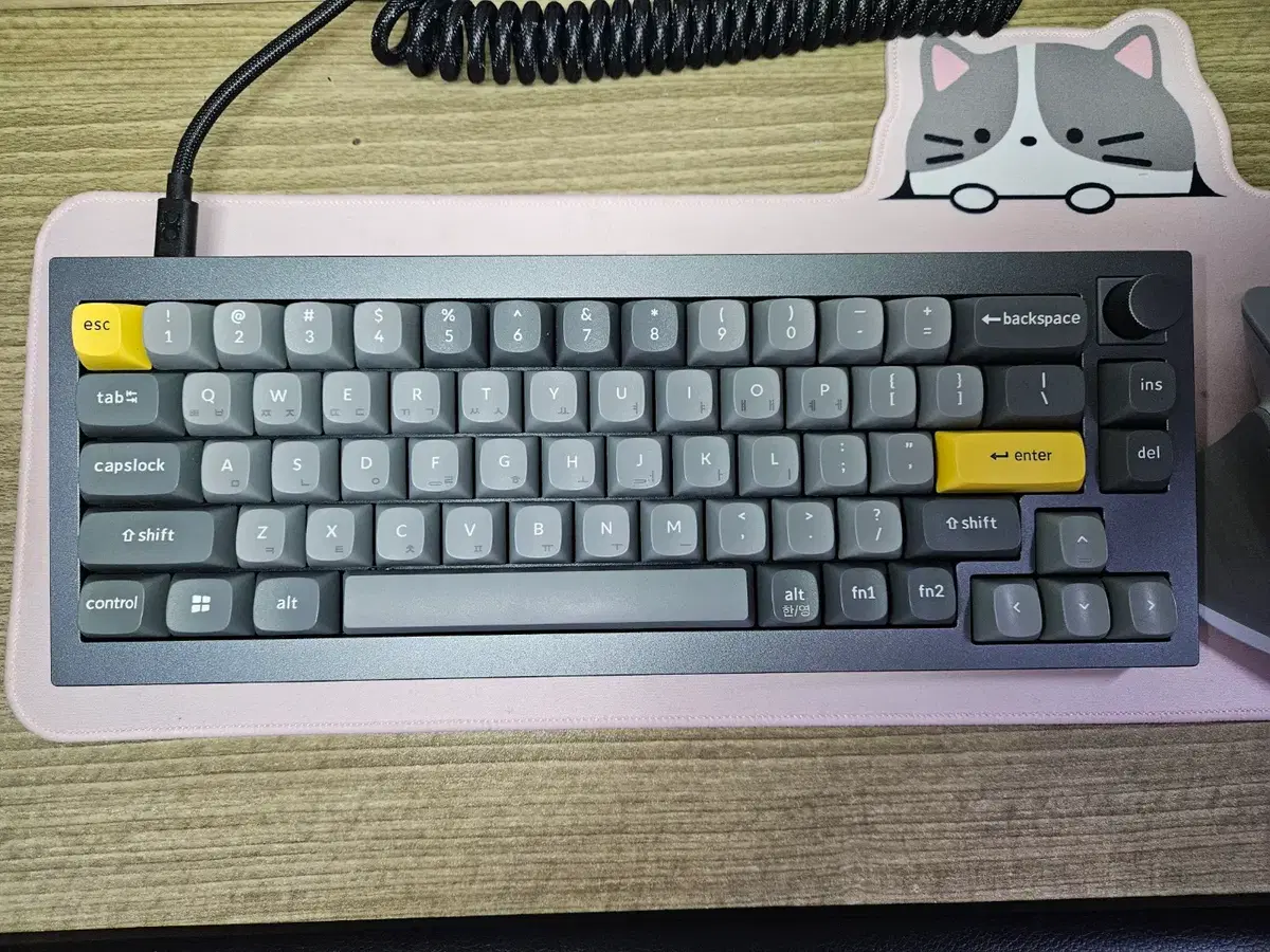 키크론 Q2 노브 키보드