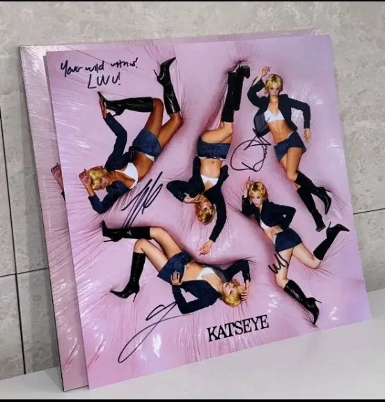 초희귀 개인문구 친필싸인 lp] 캣츠아이 katseye wild lp