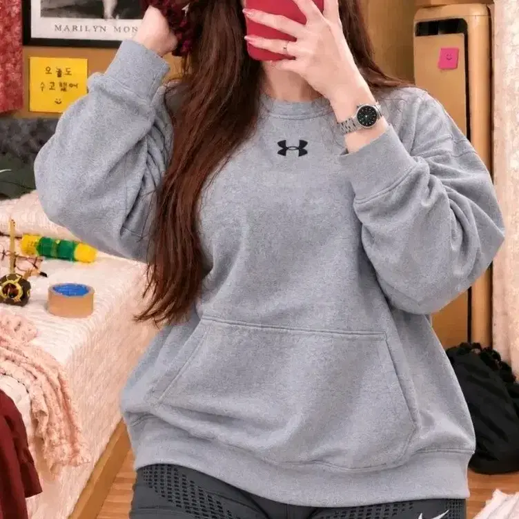 최상급 8.6만 언더아머 L 앞포켓 기모 맨투맨 남여공용 (크게나옴)