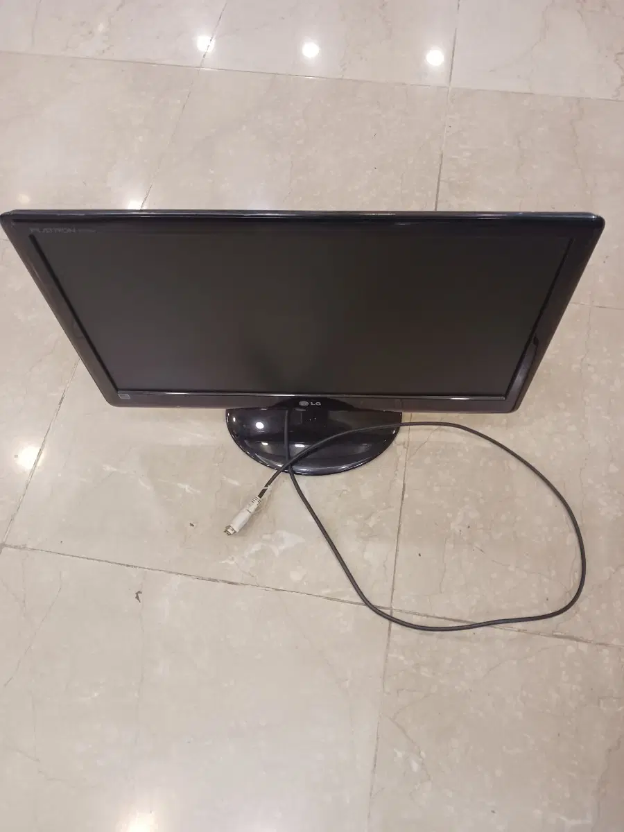 LG 플래트론 모니터 e2250v-pn