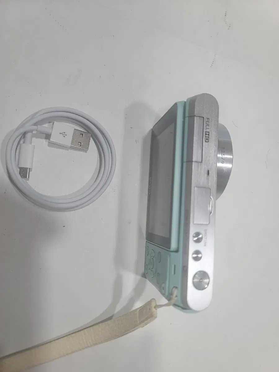 삼성 풀hd nx mini 9mm
