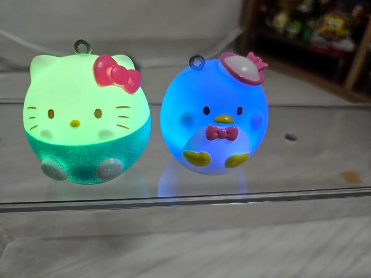 키티 펭귄 led 피규어