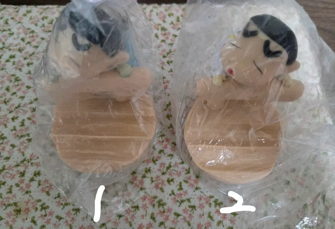 짱구 핸드폰 휴대폰 거치대 6x9cm (새상품)