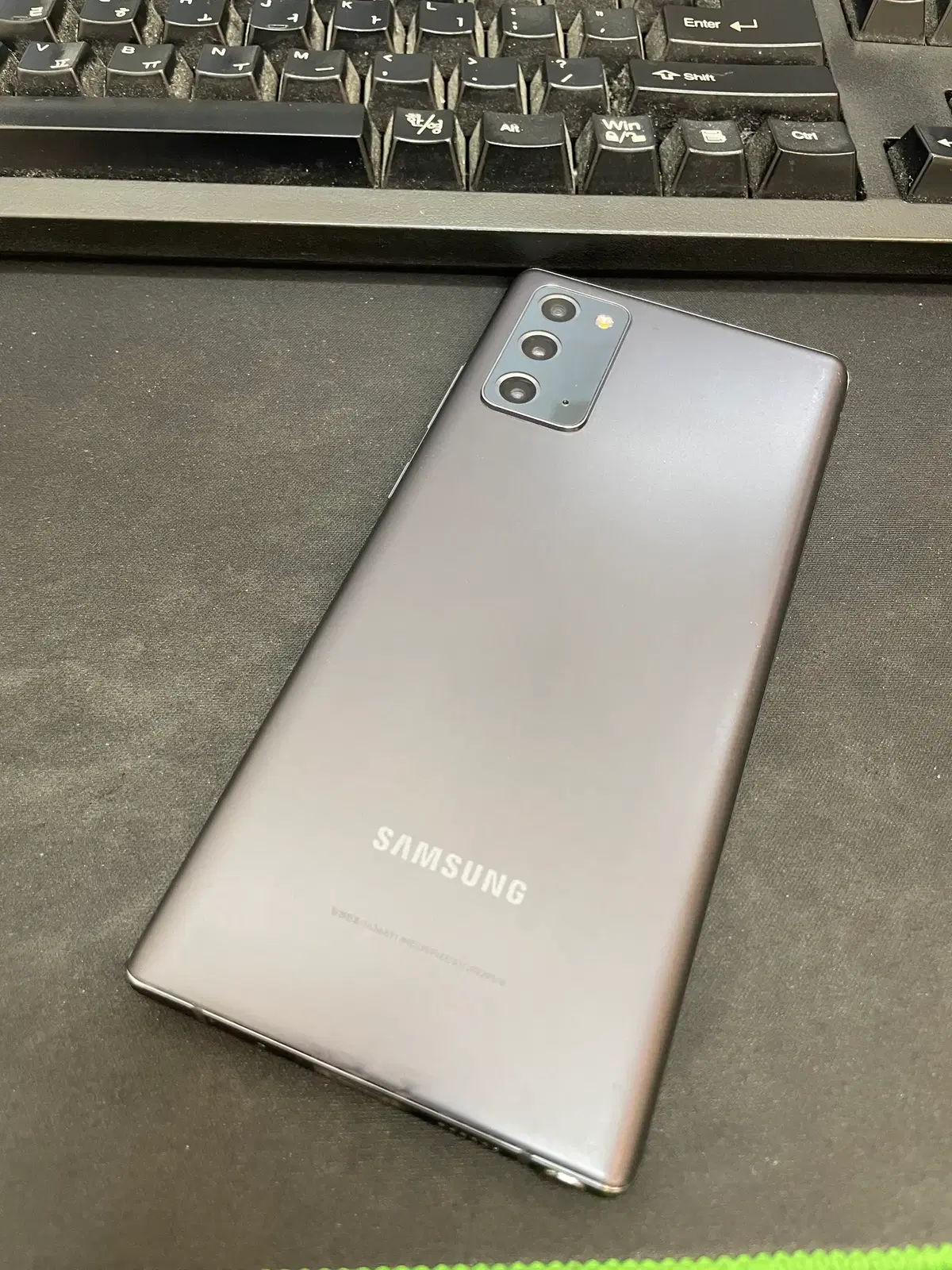 갤럭시노트20 그레이 256GB 무잔상 상태좋은 중고19만8천팝니다.