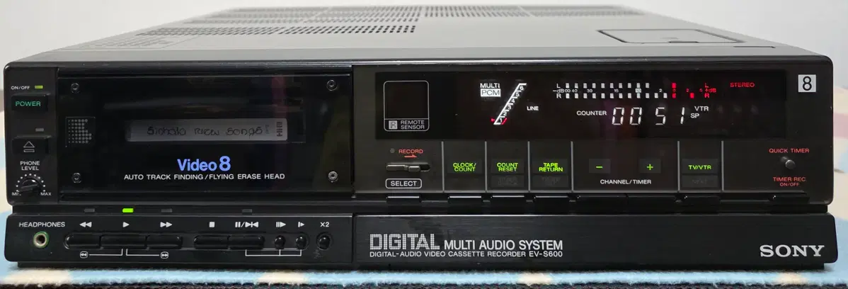 소니 Video Hi8 EV-S600 판매합니다