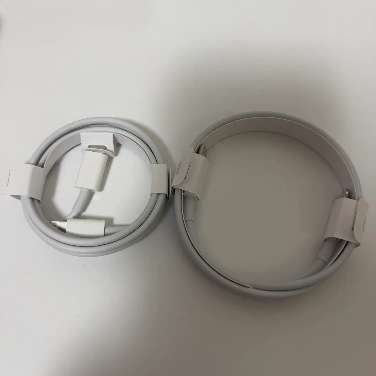 애플 정품 USB-C to Lightning 케이블 라이트닝 아이폰 에어팟 충전기