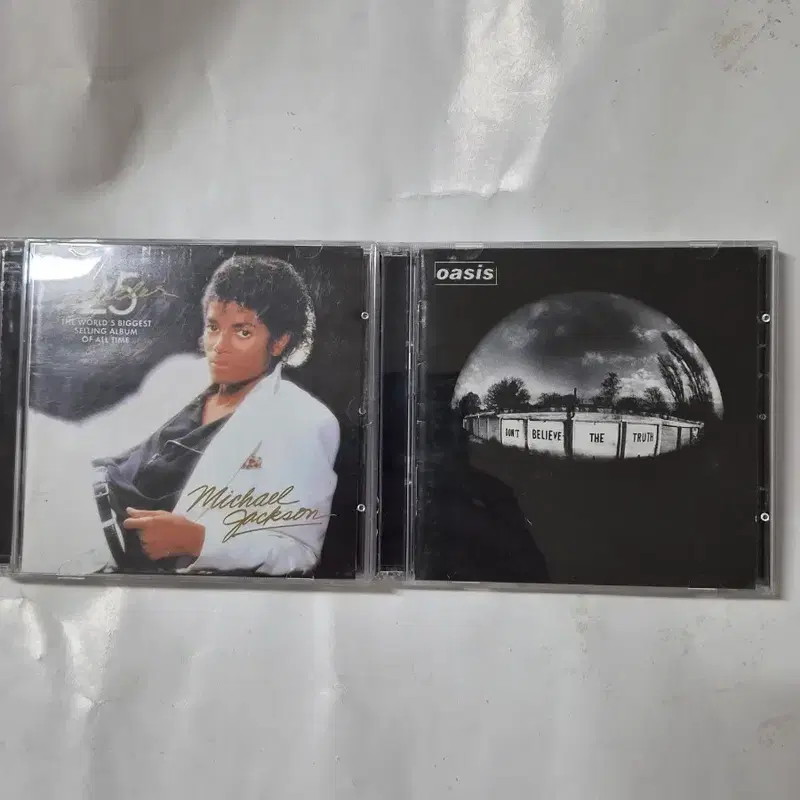 마이클 잭슨 Thriller 25주년 CD / 오아시스 빌에반스.스트라이퍼.펄잼 cd명반들올려봅니다5개일괄입니다 깨끗합니다