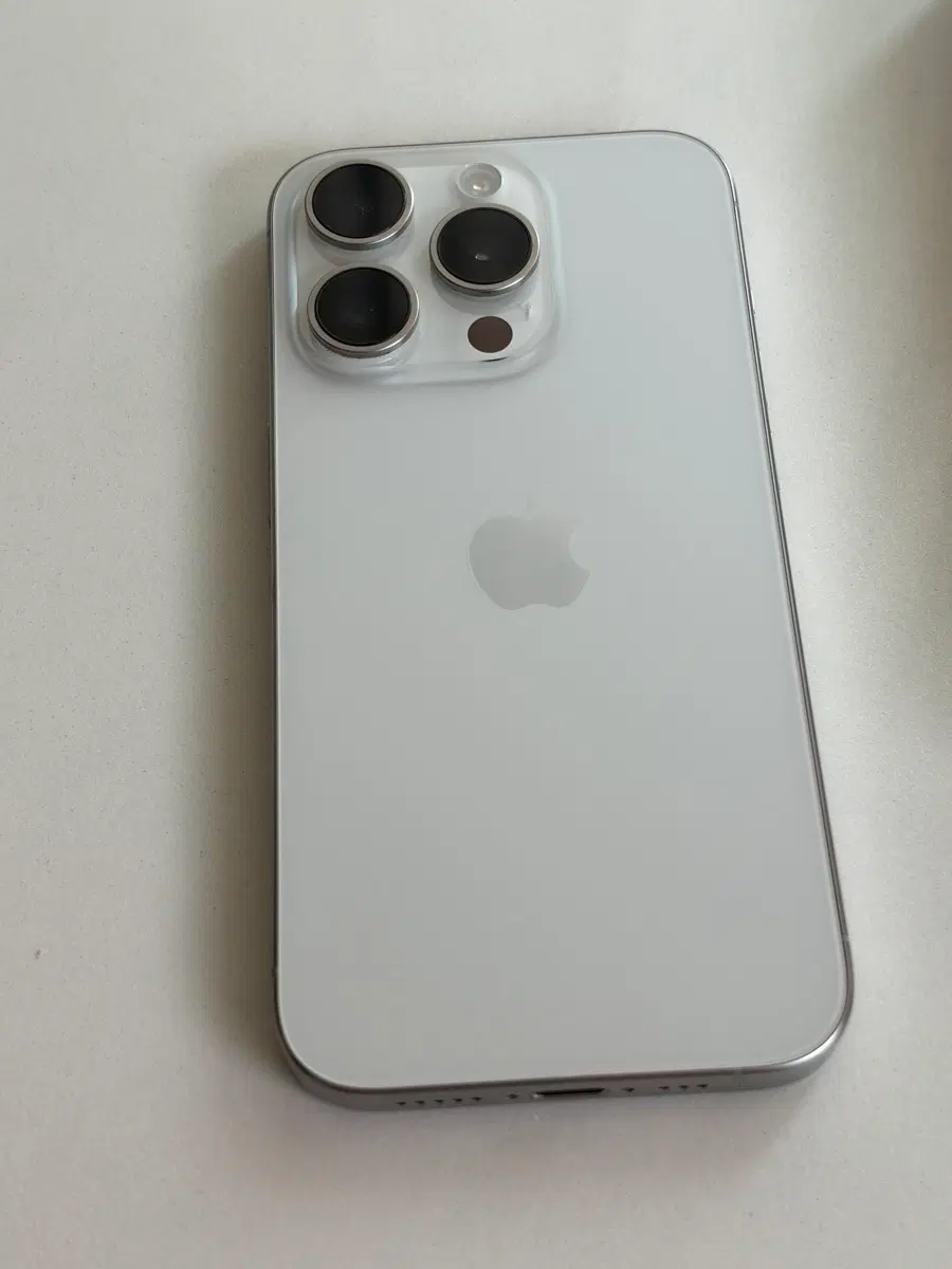 아이폰 15pro 128GB