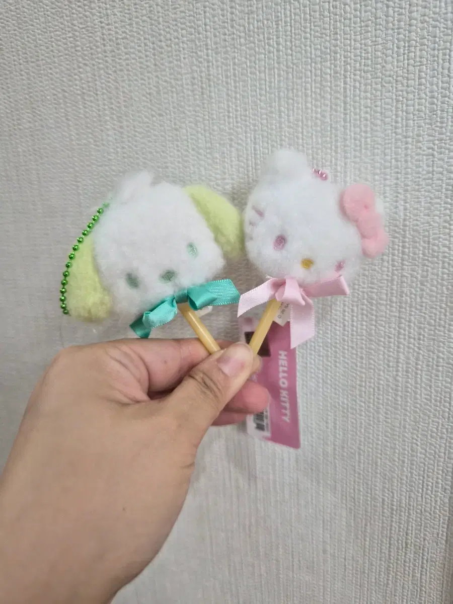 정품) 헬로키티 포차코 막대사탕인형키링 새제품