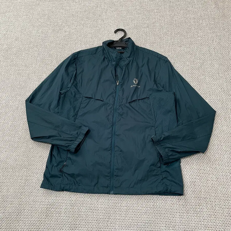 L 블랙야크 등산 경량 바람막이 23SS N.9780