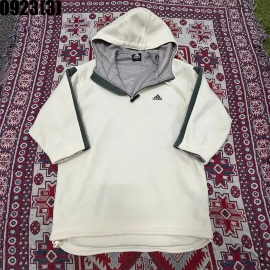 아디다스 후드 플리스 반집업 흰색 95 9/23