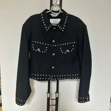 다이리쿠(DAIRIKU)의 2023 S/S 'Runaway' 컬렉션 의류 자켓 -100사이즈
