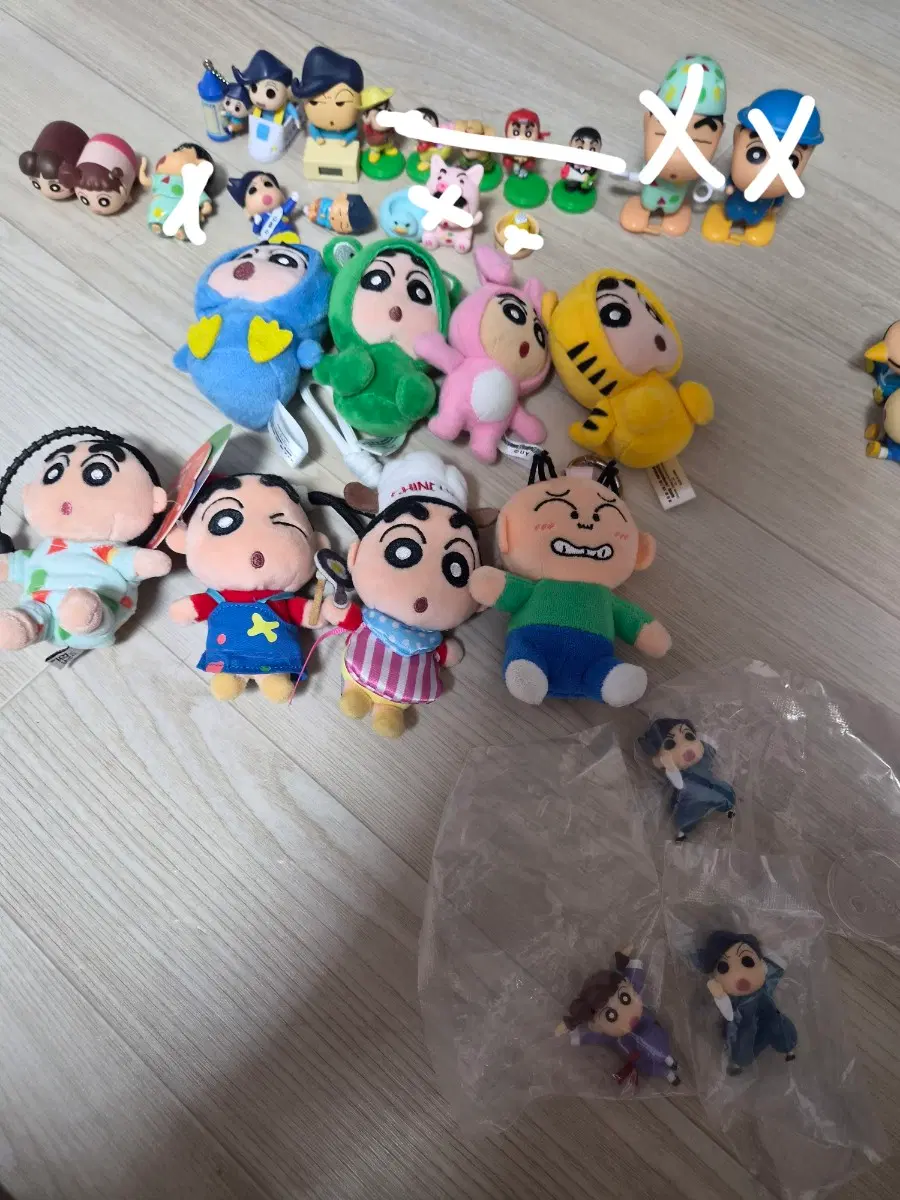 짱구 피규어 개당 천원