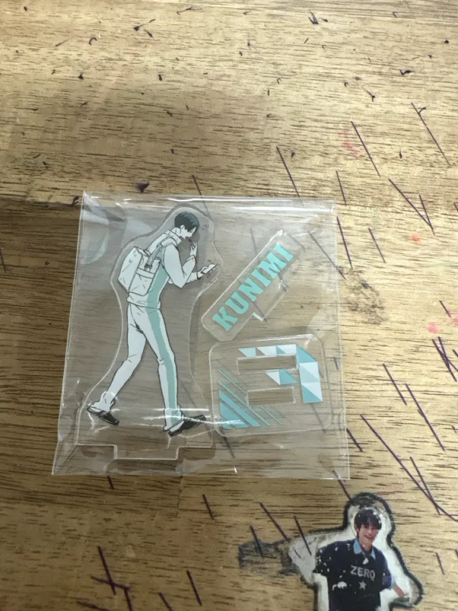 등교아크릴