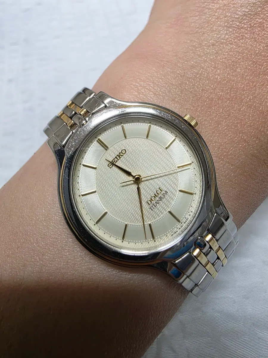 세이코 돌체 티타늄 쿼츠 메탈 시계 Seiko Dolce