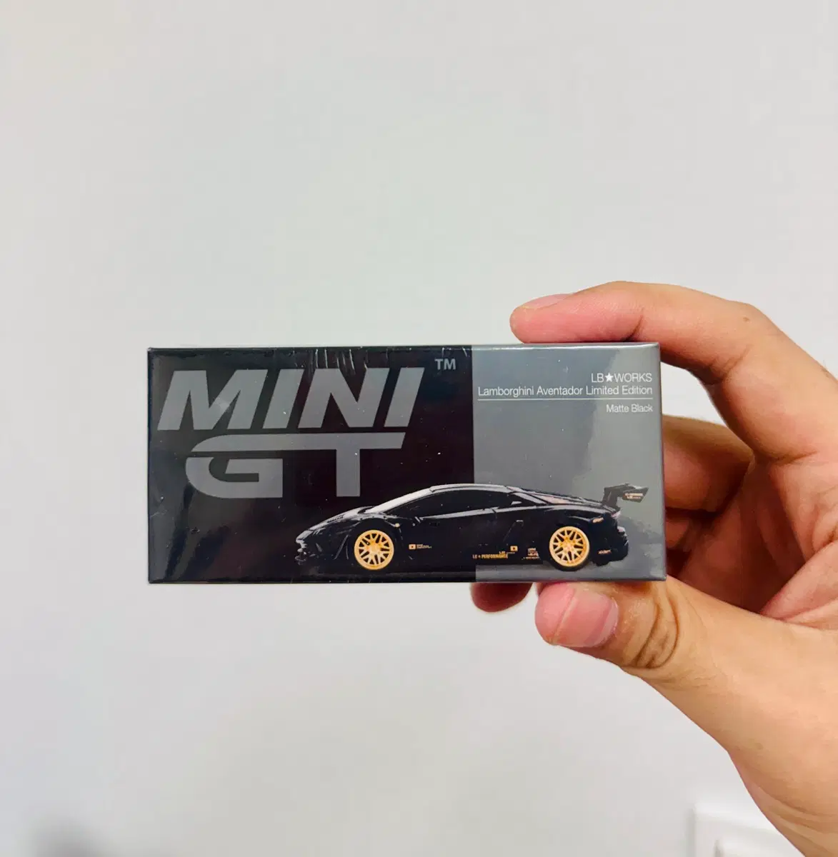 미개봉 MINI GT LBWK 람보르기니 Aventador 1087