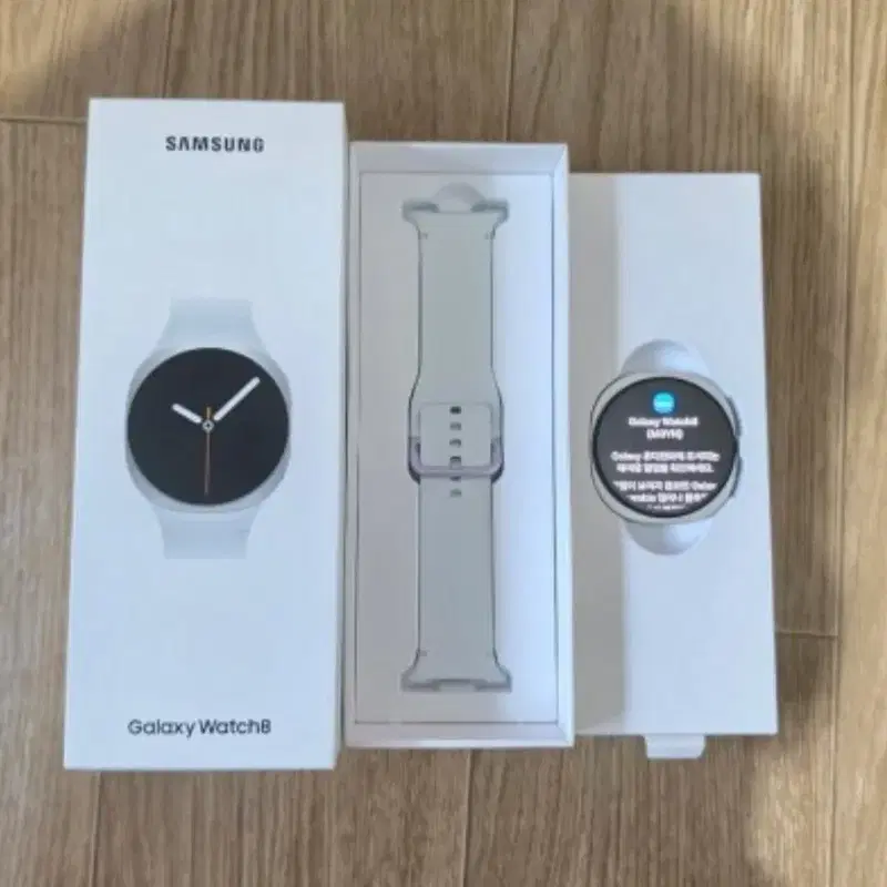 갤럭시 워치 8 실버 44mm lte 자급제팝니다.