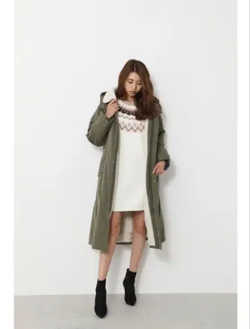 새상품 rienda 후드 부착 모즈 코트 S 사이즈 카키