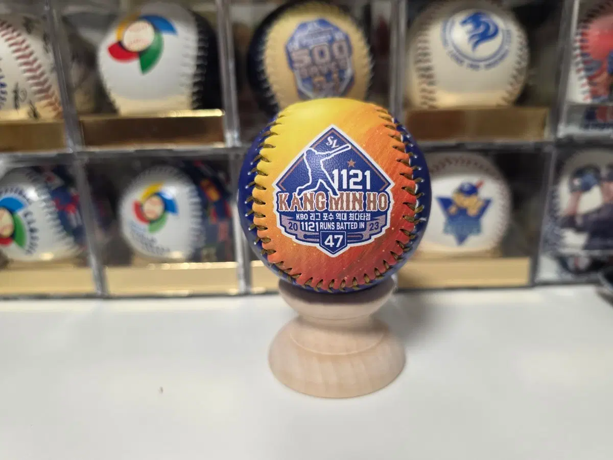 강민호 KBO 역대 포수 최다타점 기념구