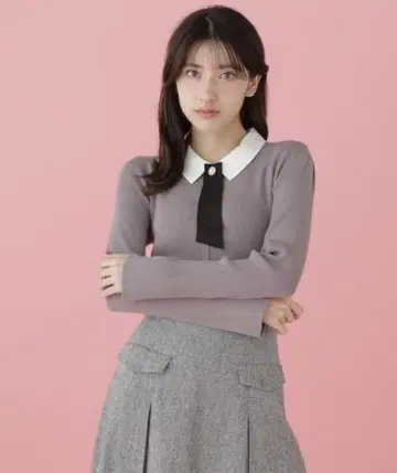 [새상품급] 카라 부착 리본 타이 니트탑 JILL BY JILLSTUART