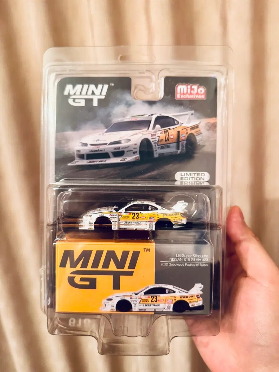 미개봉 MINI GT 1/64 Nissan S15 LBWK 한정 618