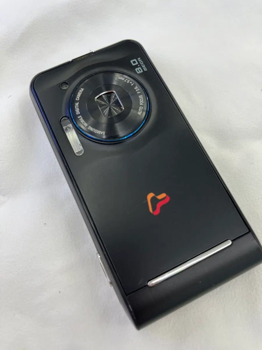 올드폰 구형폰 옛날폰 피처폰 삼성애니콜 SCH-W740 800만 화소 카메라폰