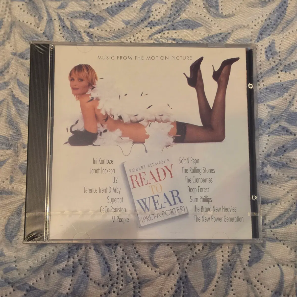 패션쇼 Ready To Wear 팀 로빈스 킴 베이싱어 줄리아 로버츠 OST CD 미개봉