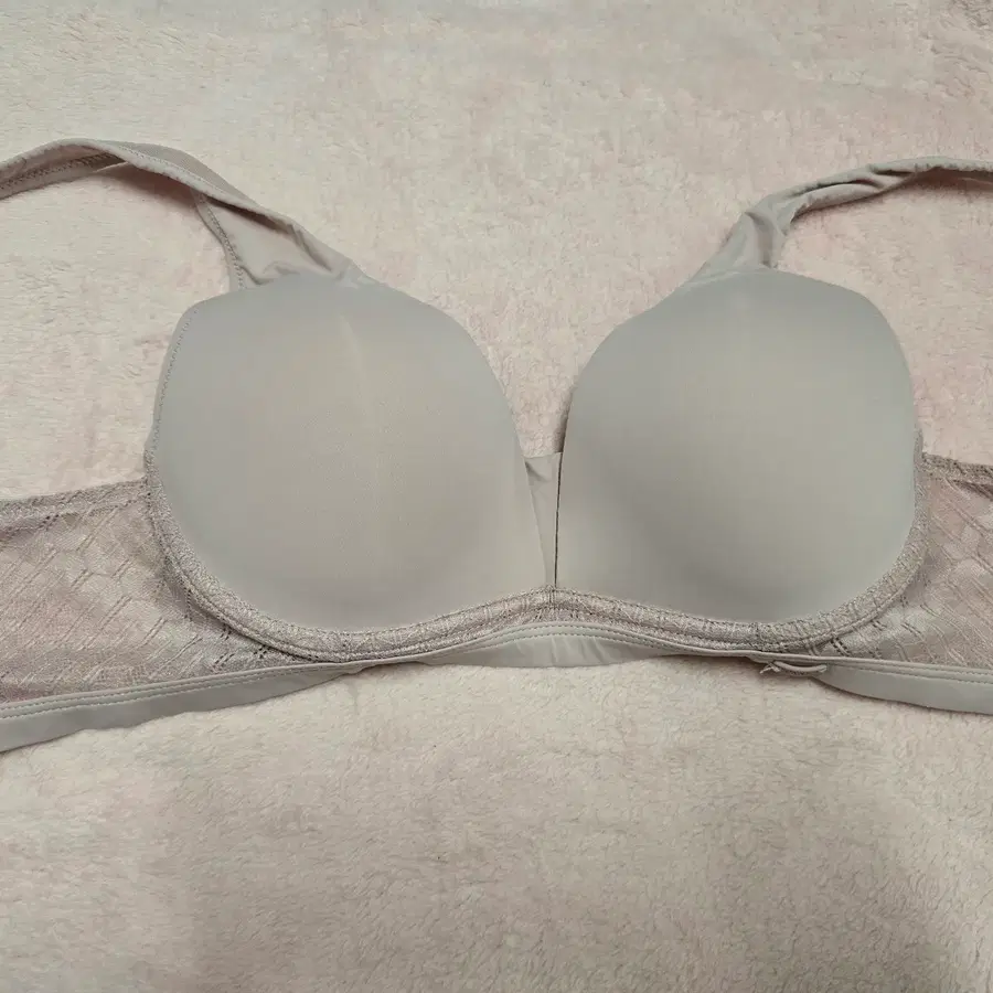 (중고) 여성 DKNY 베이지 레이스 브라 80A