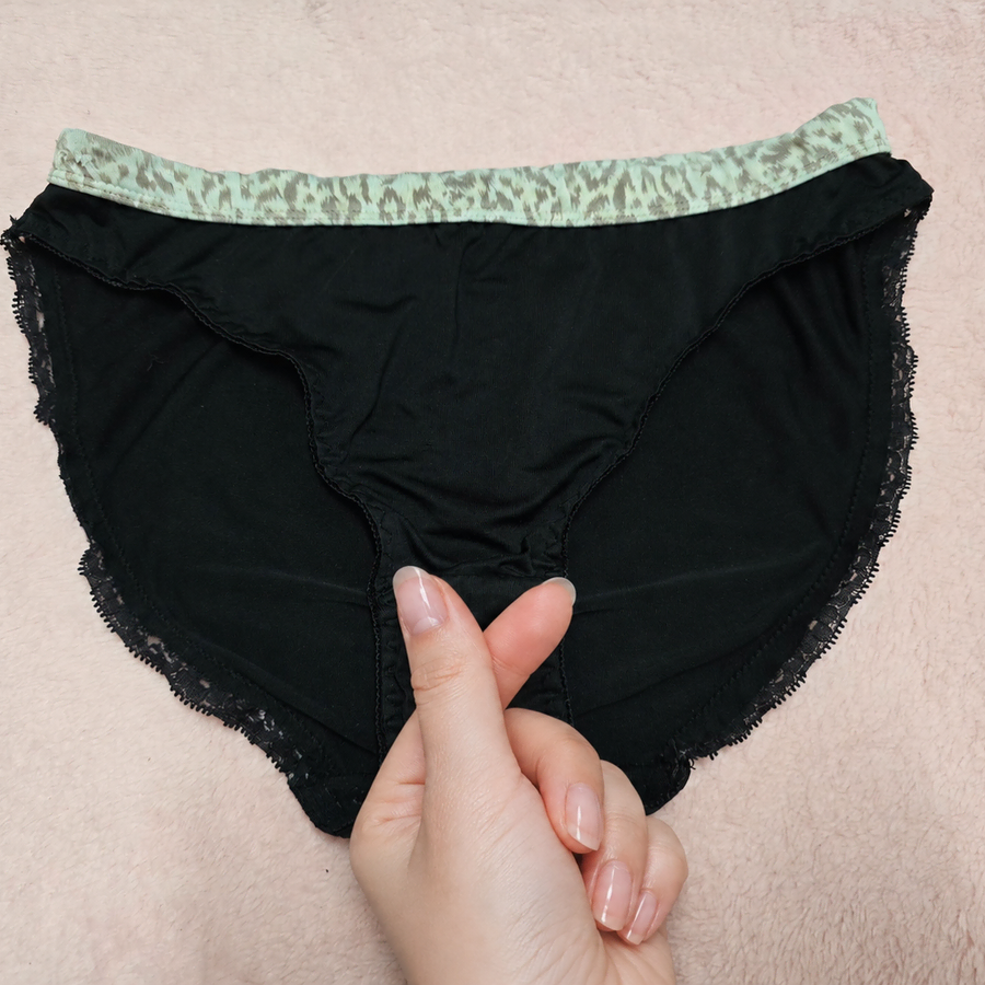 C(중고) 여성 민트색 호피 패턴 밴딩 블랙 레이스 팬티 95