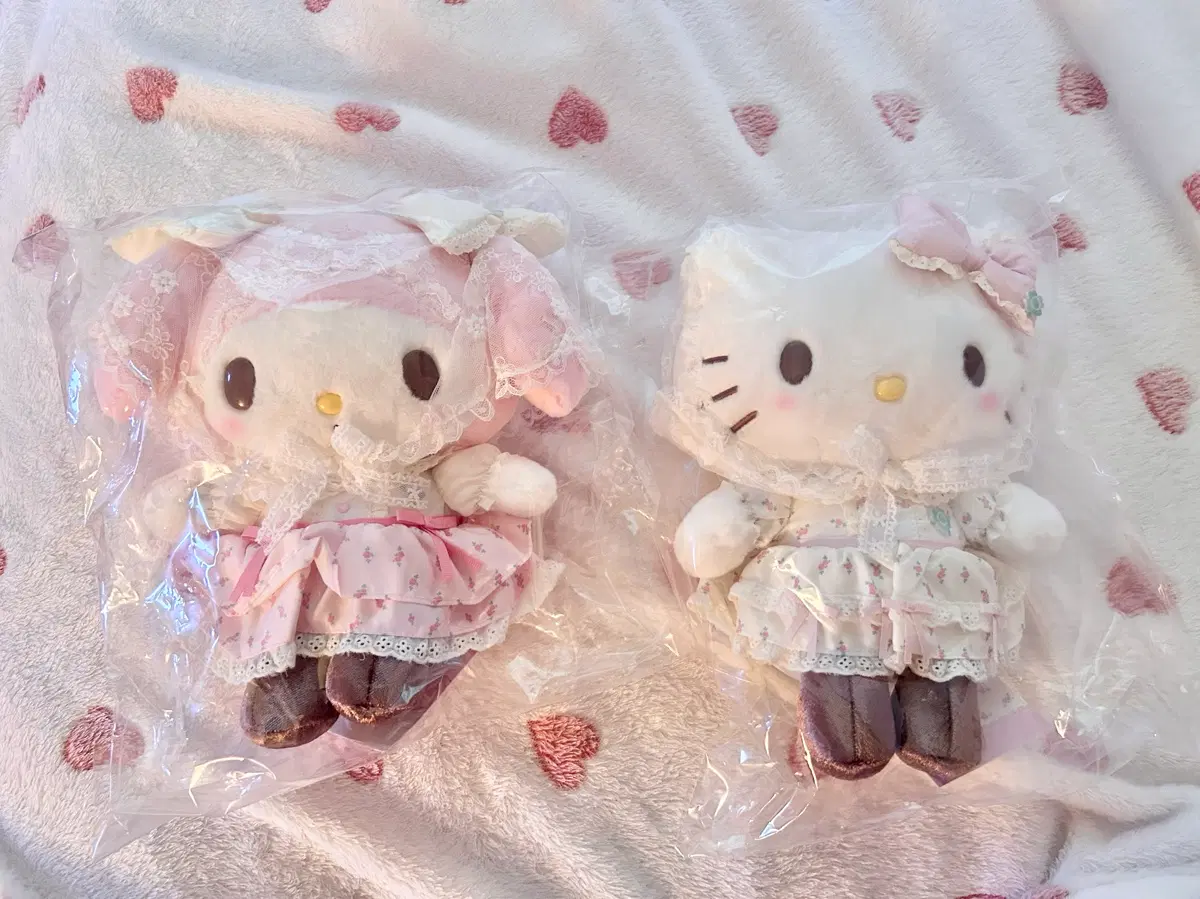 산리오 포레스트 레이스 마이멜로디 키티 누이 인형 일괄