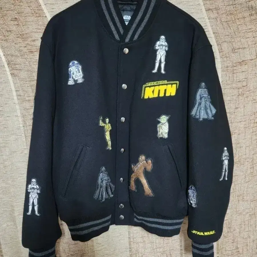 키스 KITH X 스타워즈 바시티 자켓 (XL)