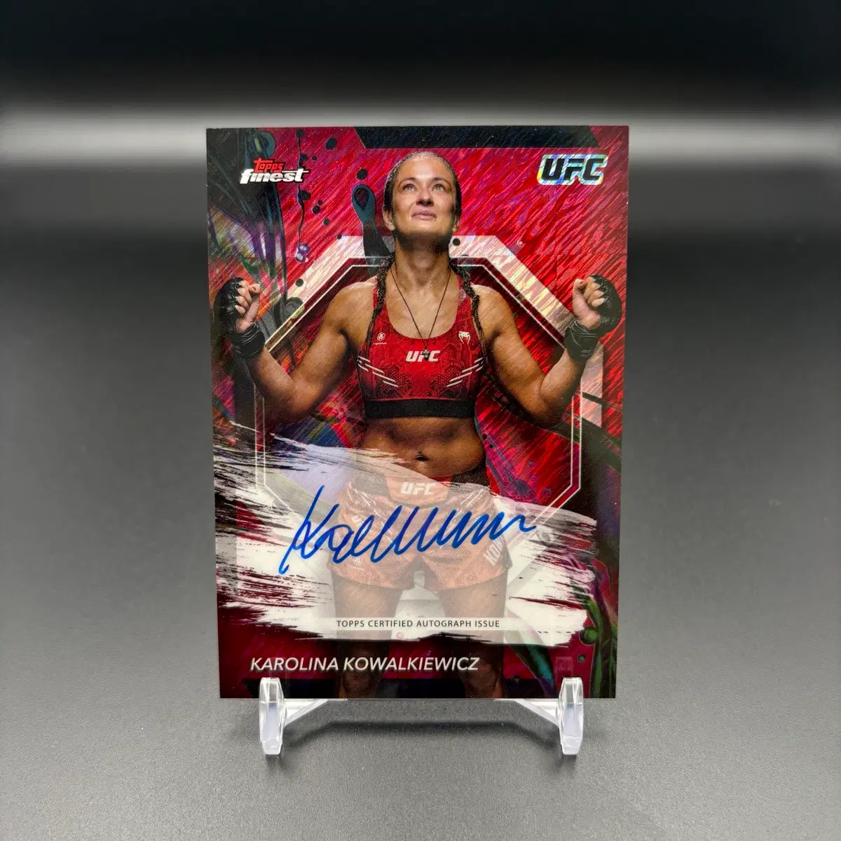 파이니스트 UFC 카롤리나 코발키에비츠 레드 쉼머 온오토 카드