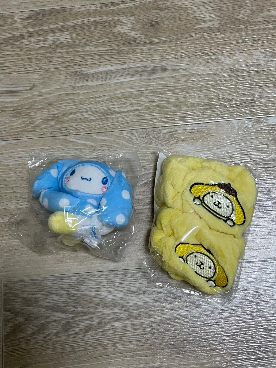 시나모롤 자석인형+손목 세안 밴드