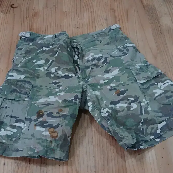 US미군 카모플라쥬 카고 반바지 허리단면44 총장49 얼룩사진저렴
