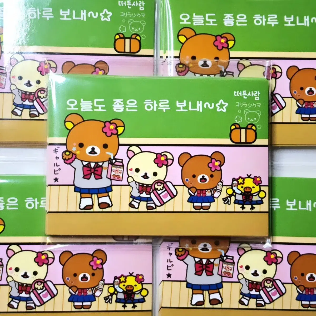 교복 리락쿠마 스티커