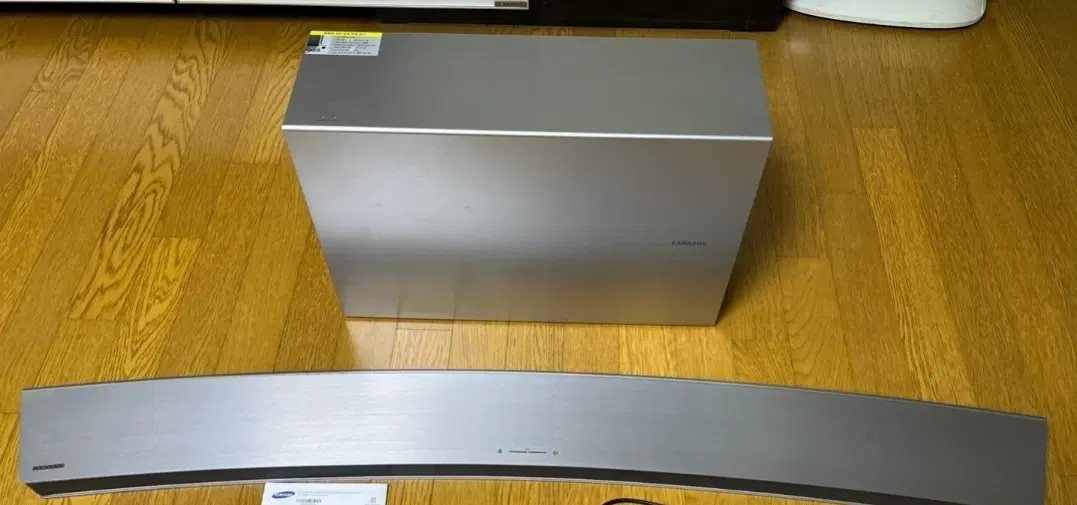 삼성 사운드바 HW-J7501R/KRㅡ직거래만가능