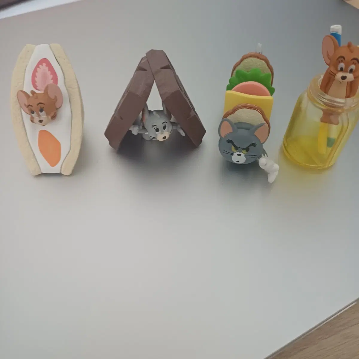 [일괄] 톰과 제리 가챠 피규어