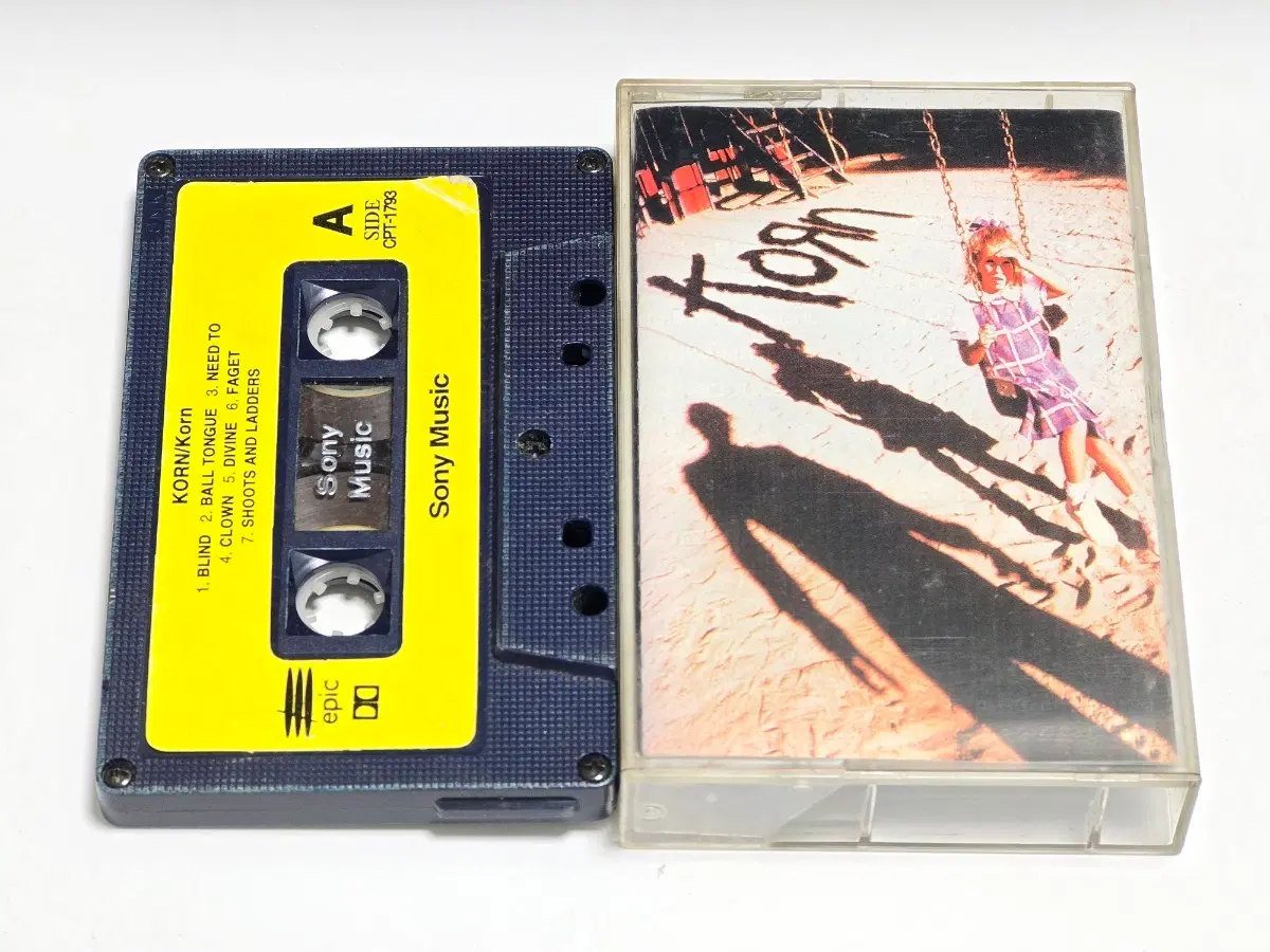 Korn(콘) 1집 데뷔앨범 정발 카세트 테이프