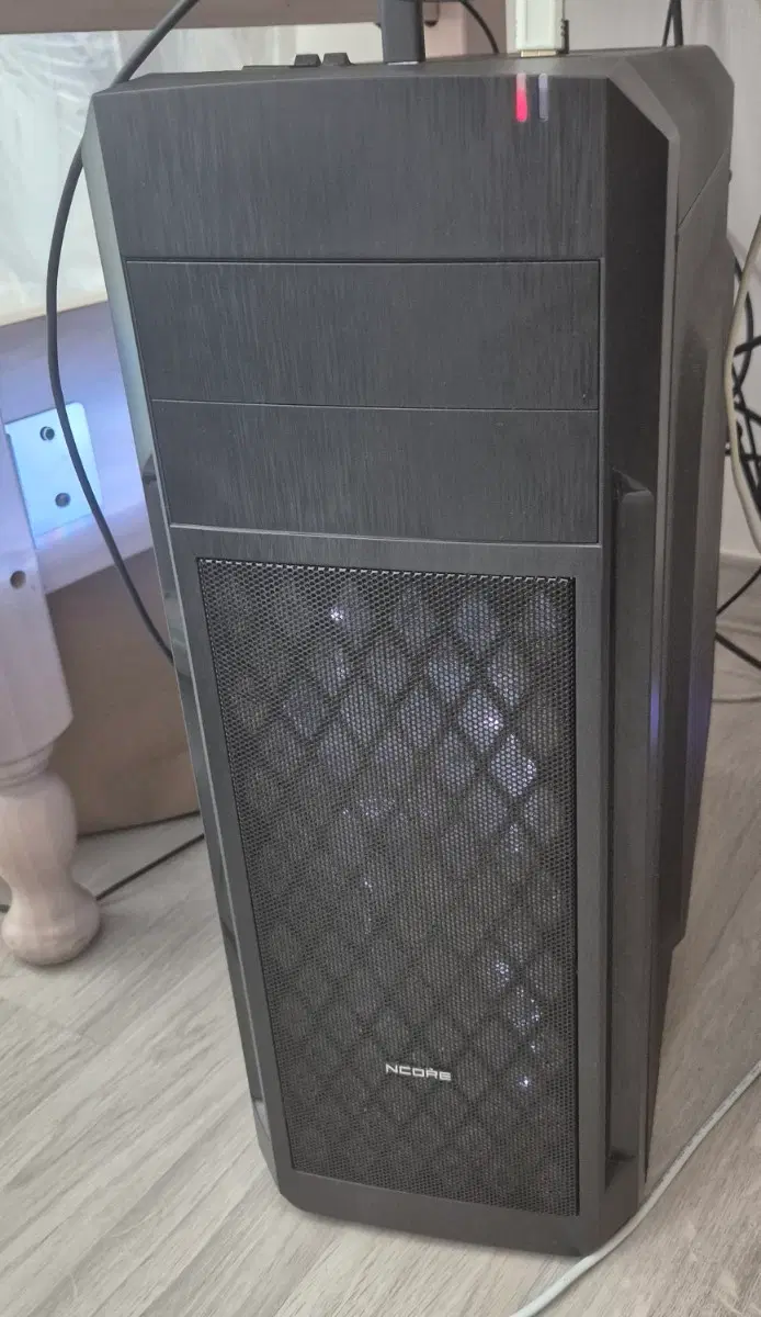 i5-8500 GTX 1070 16GB 게이밍 PC팝니다