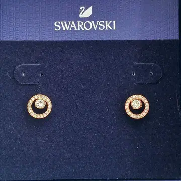 미사용품 스와로브스키 SWAROVSKI 양쪽 귀걸이 여성용