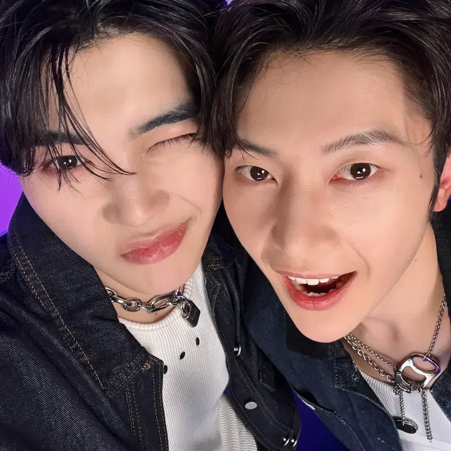 마그넷 거니니 튜니니랑 교복 거니니 튜니니 구해요!!