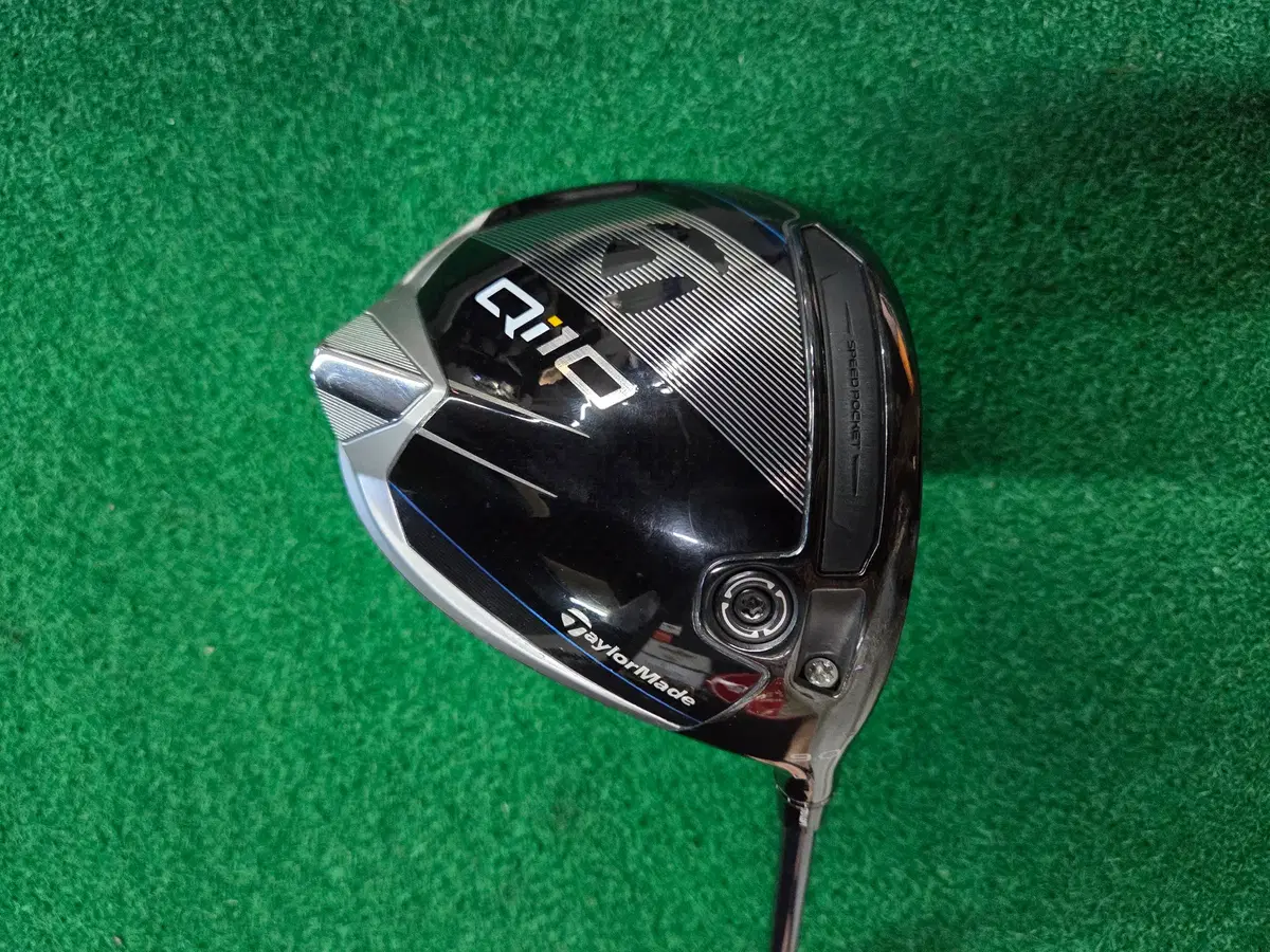 TaylorMade 테일러메이드 Qi10 코어 드라이버