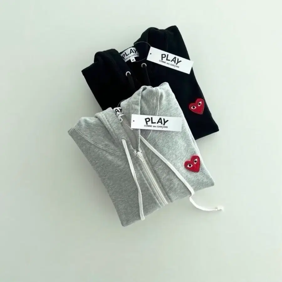 정품/새상품) 꼼데가르송 후드집업 (기모X) 남녀공용 2COLOR