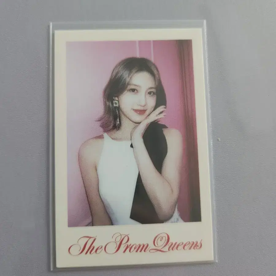 아이브가을 더 프롬 퀸즈 폴라로이드