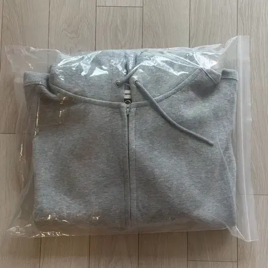 논노드 후드집업 스쿠바