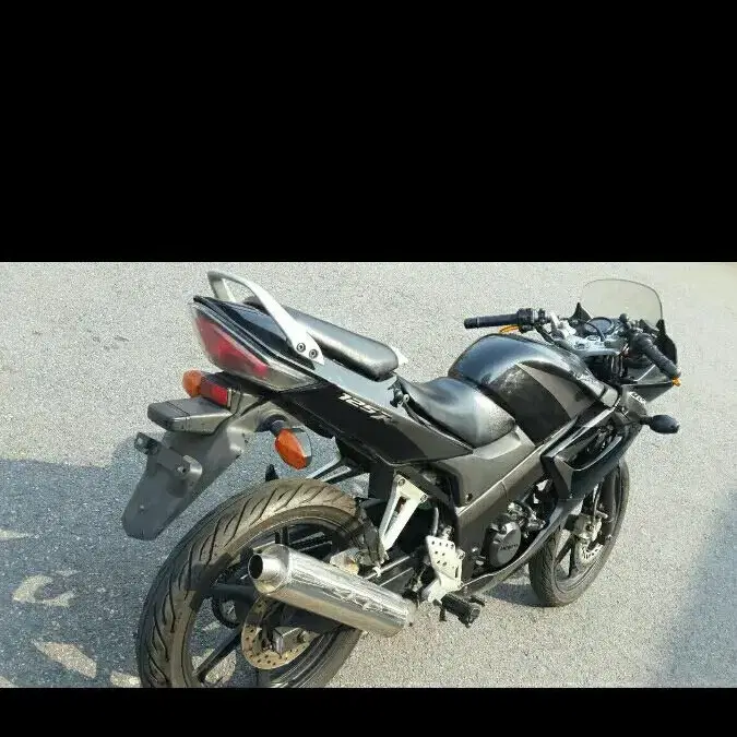 cbr125 08 센터판 급쳐